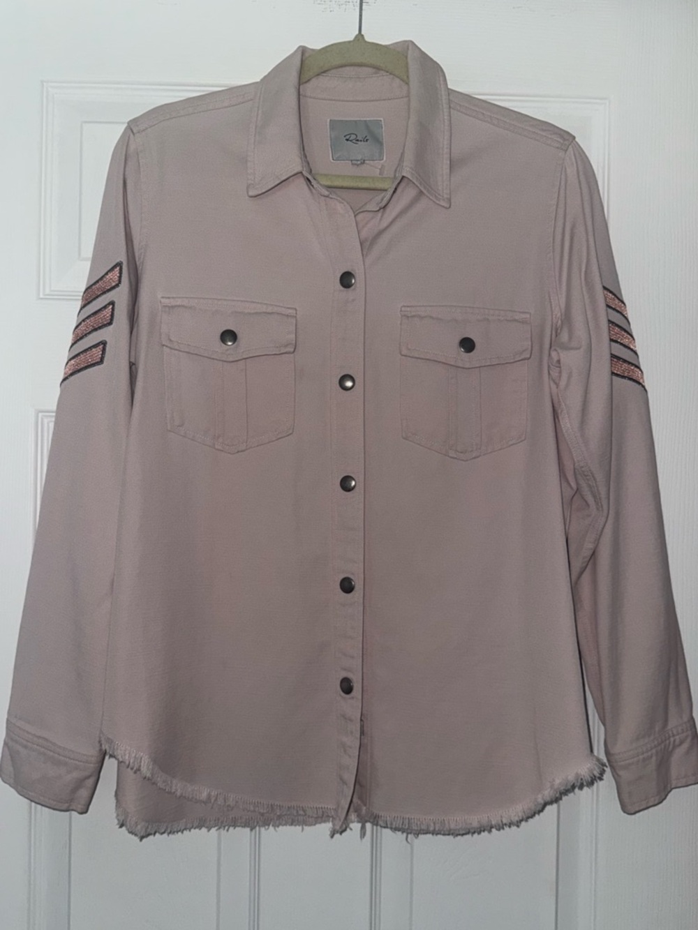 Rails Light Pink Shirt Jacket w/ Embroidered Chevron Size Medium Excellent!! - Picture 6 of 6